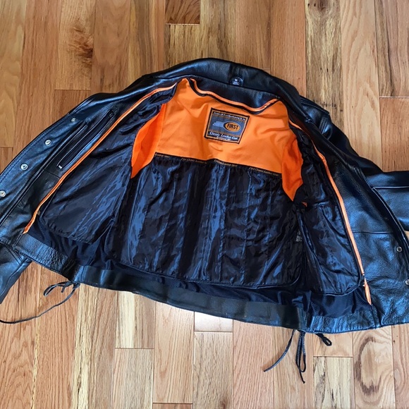 Leather motorcycle jacket - Picture 4 of 6